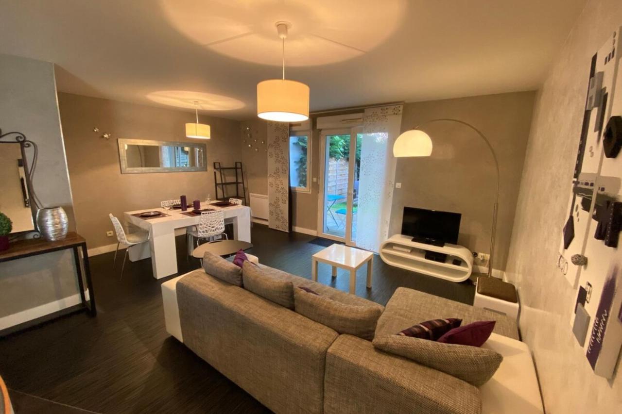 Bel Appartement Proche Tours Centre Bretonneau La Riche Bagian luar foto