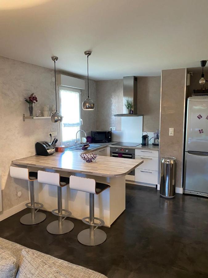 Bel Appartement Proche Tours Centre Bretonneau La Riche Bagian luar foto