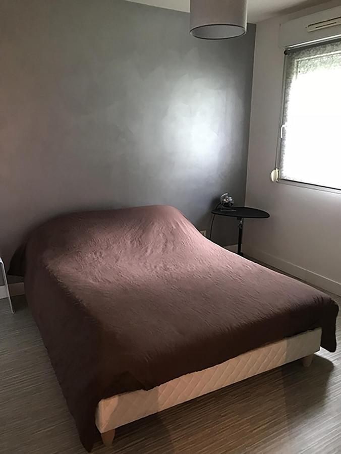 Bel Appartement Proche Tours Centre Bretonneau La Riche Bagian luar foto